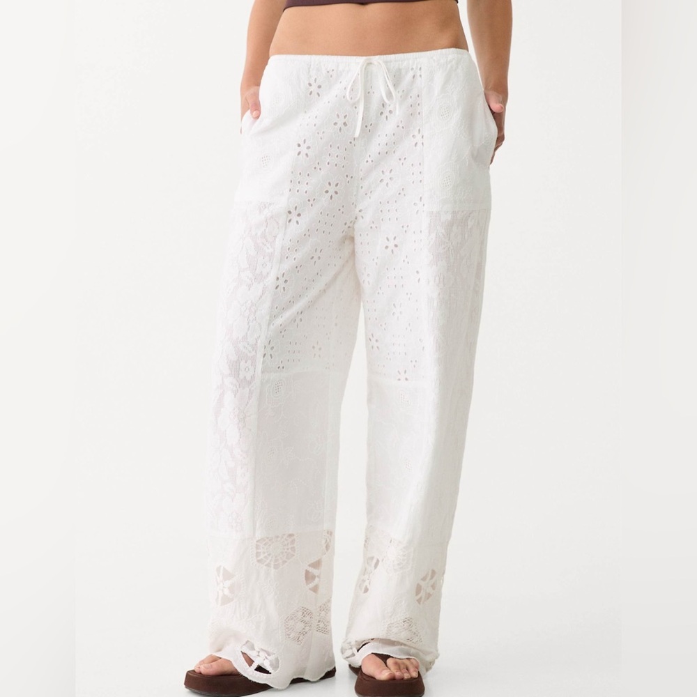 Stradivarius embroidered patchwork trousers in white Size M